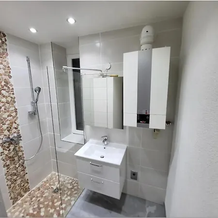 Apartamento Moeblierte In *